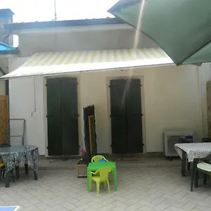 Chiara , Costermano Italia