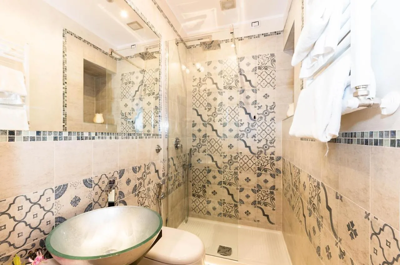 ゲストハウス Roma Charming Rooms